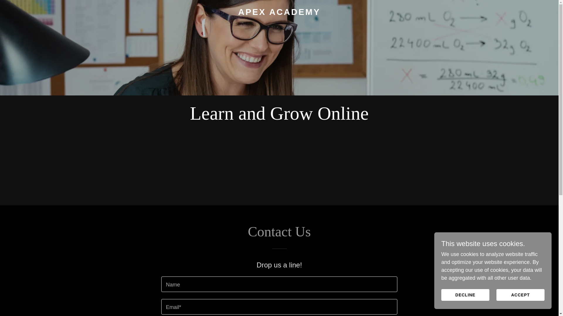 website screenshot of https://apexacad.info/