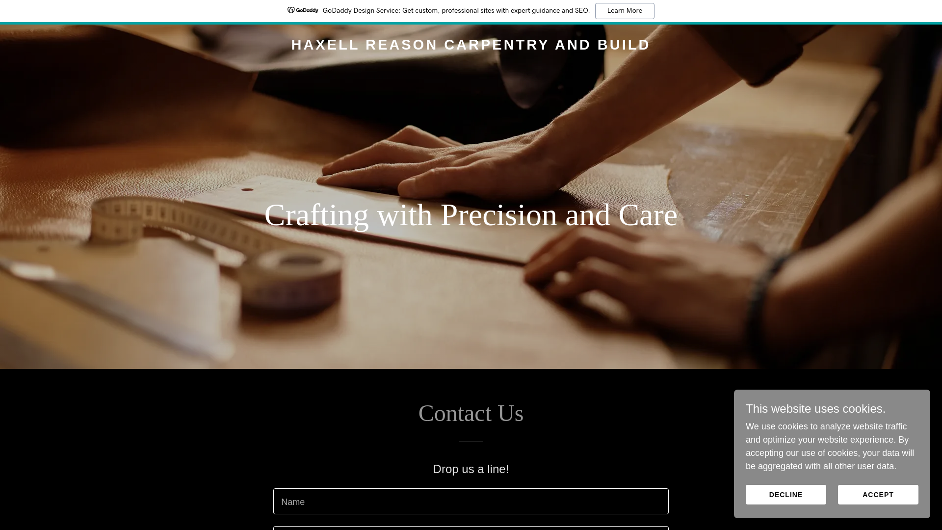 website screenshot of https://hrcarpentryandbuild.com