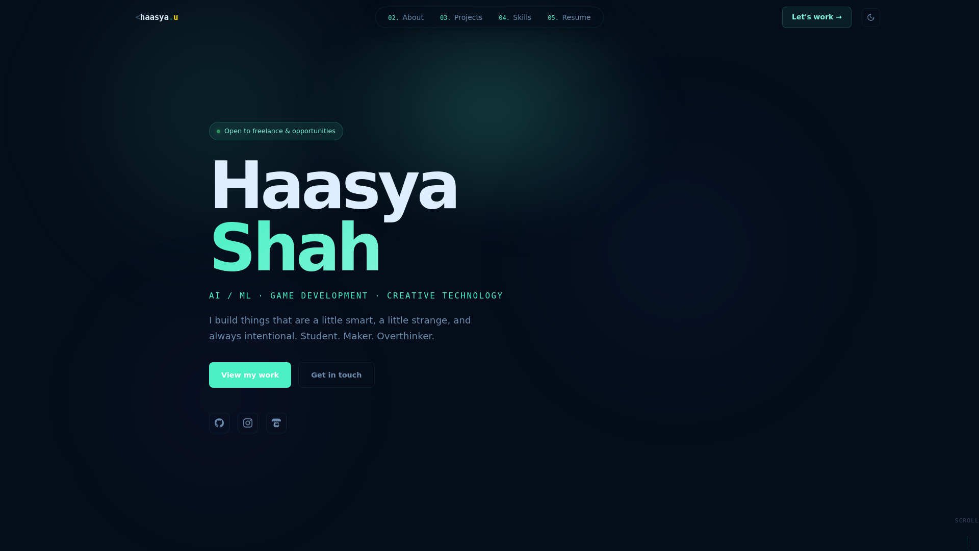 website screenshot of https://haasyashah.dev/