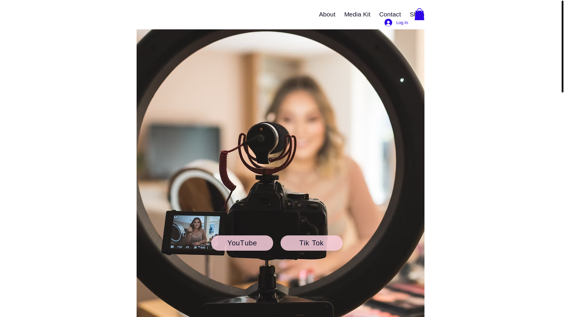 website screenshot of https://clakkasmedia.com/