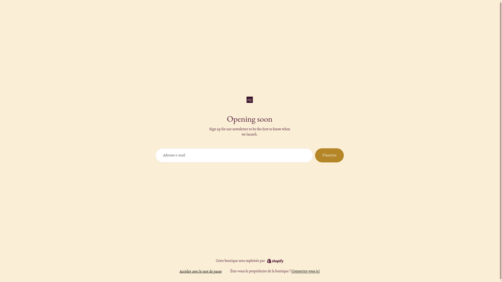 website screenshot of https://legrenierdelagare.com/