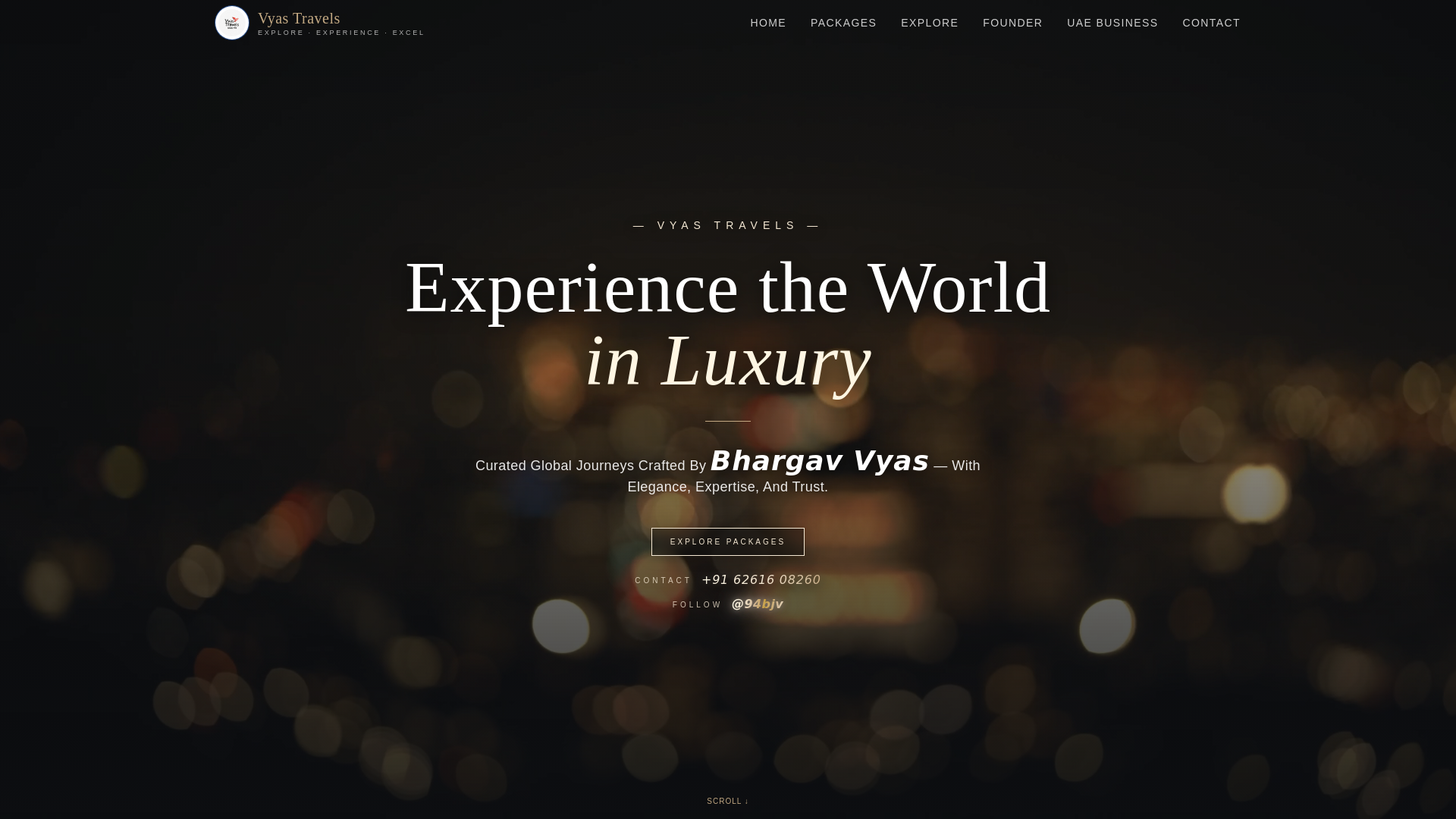 website screenshot of https://vyastravelsinternational.co/