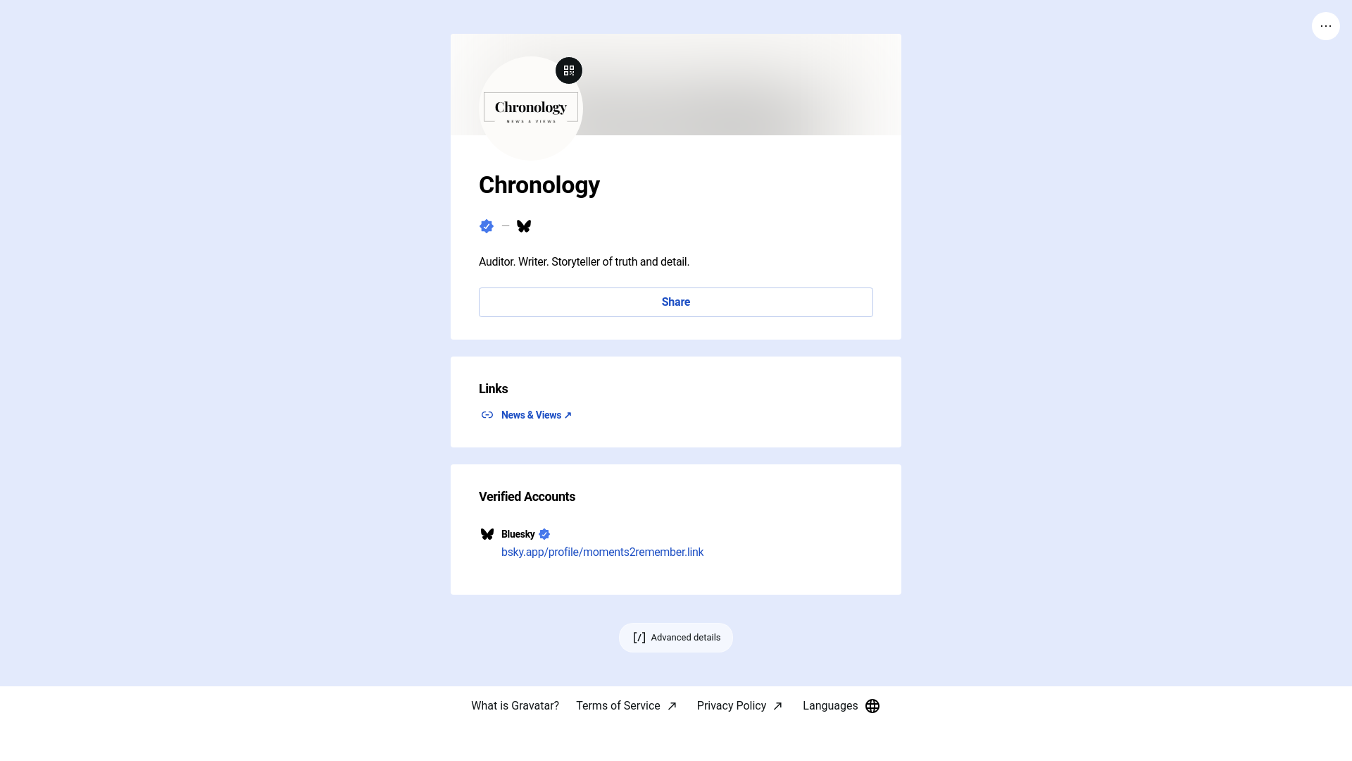 website screenshot of https://moments2remember.link/