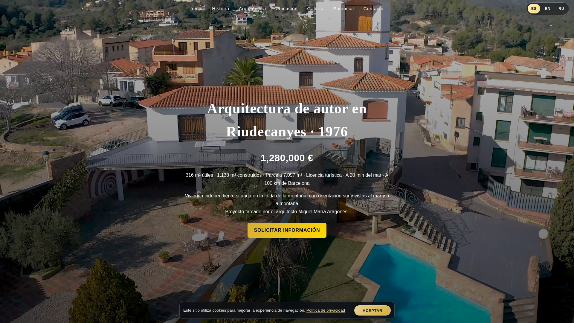 website screenshot of https://riudecanyesvilla.com/