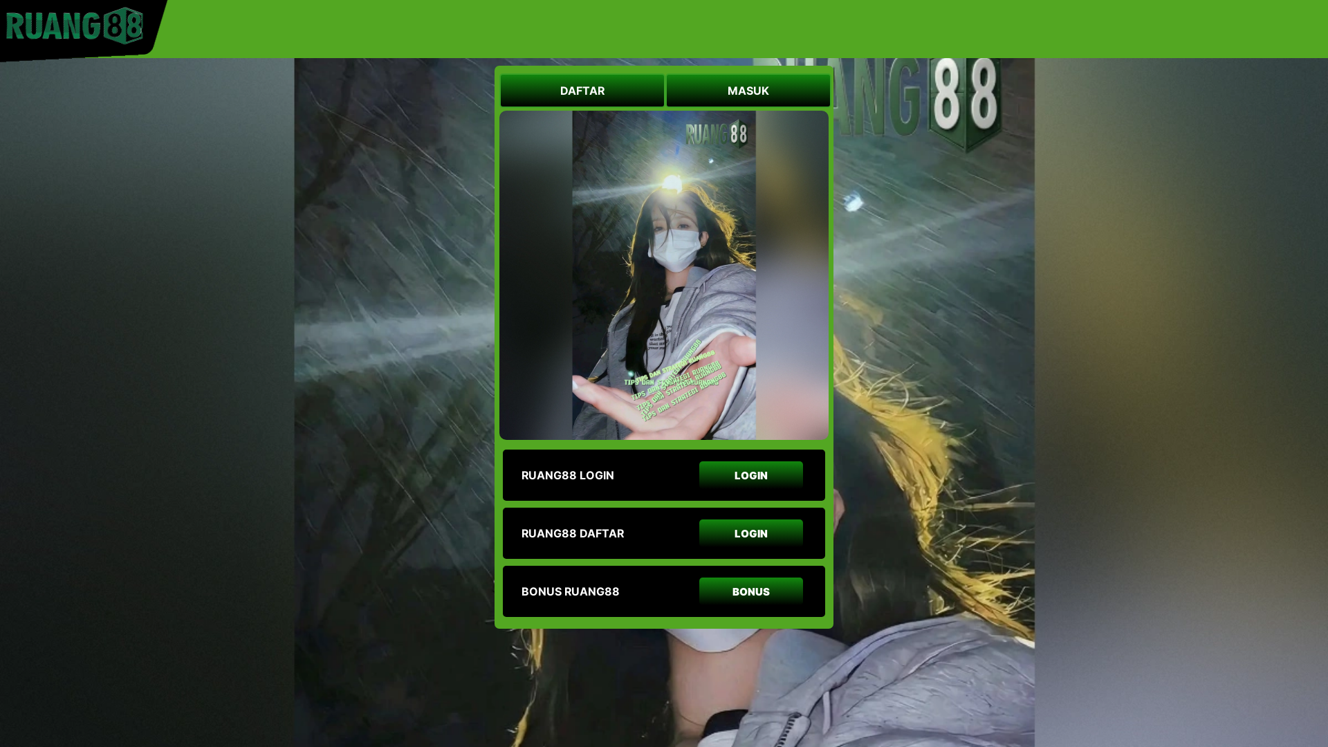 website screenshot of https://gallery-ruang88.pages.dev/