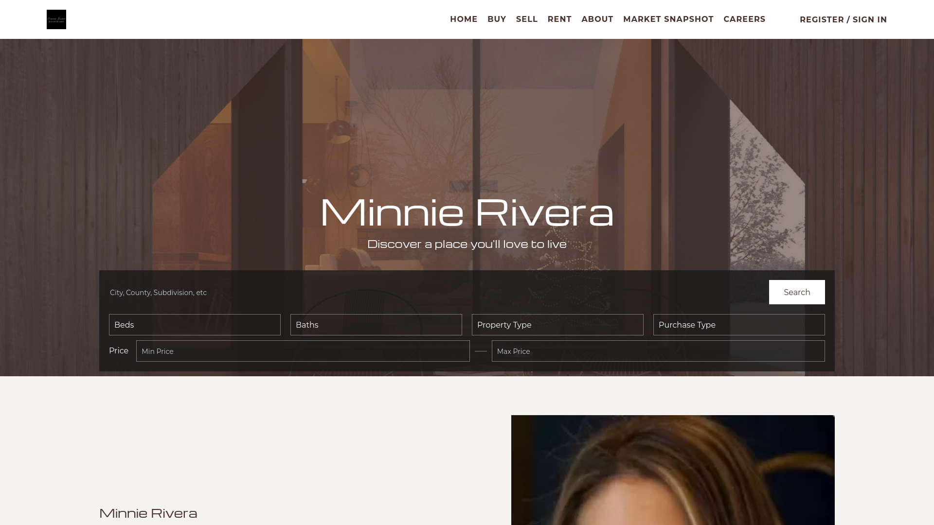 website screenshot of https://minniesrealty.com