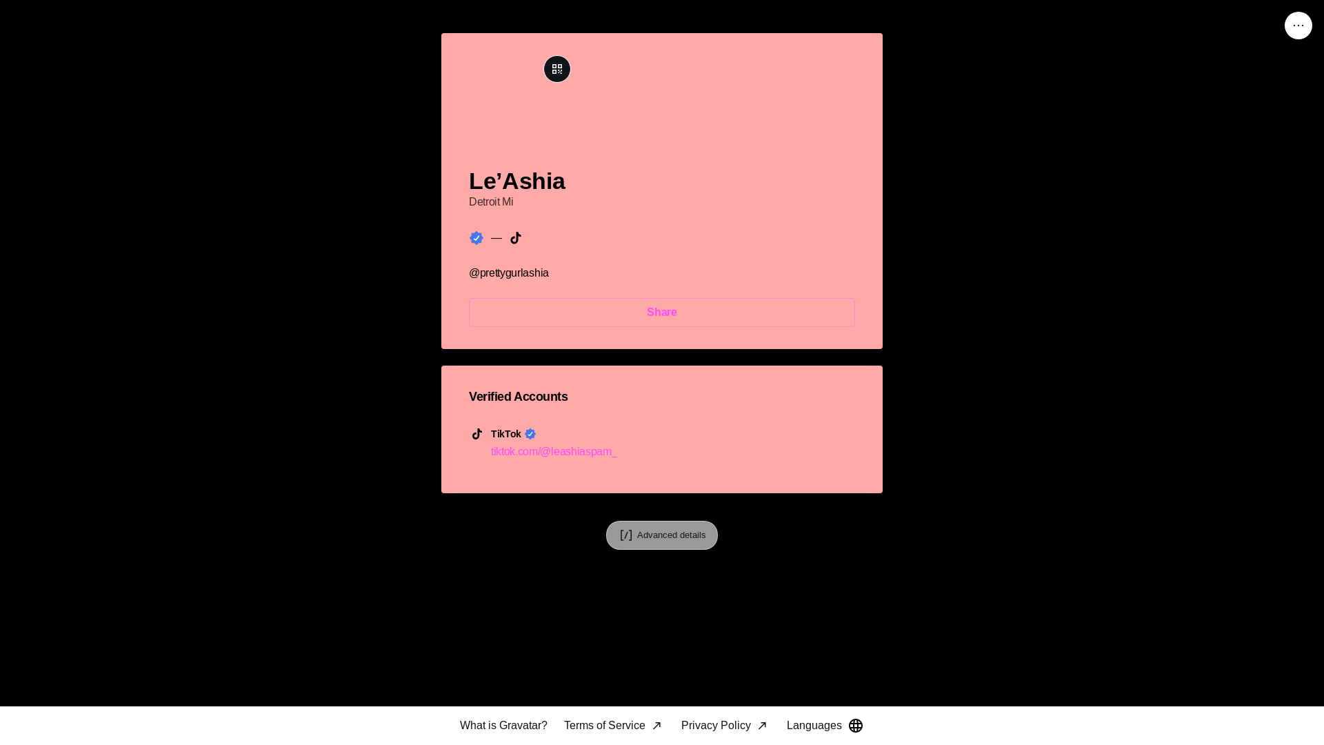 website screenshot of https://leashia.life/