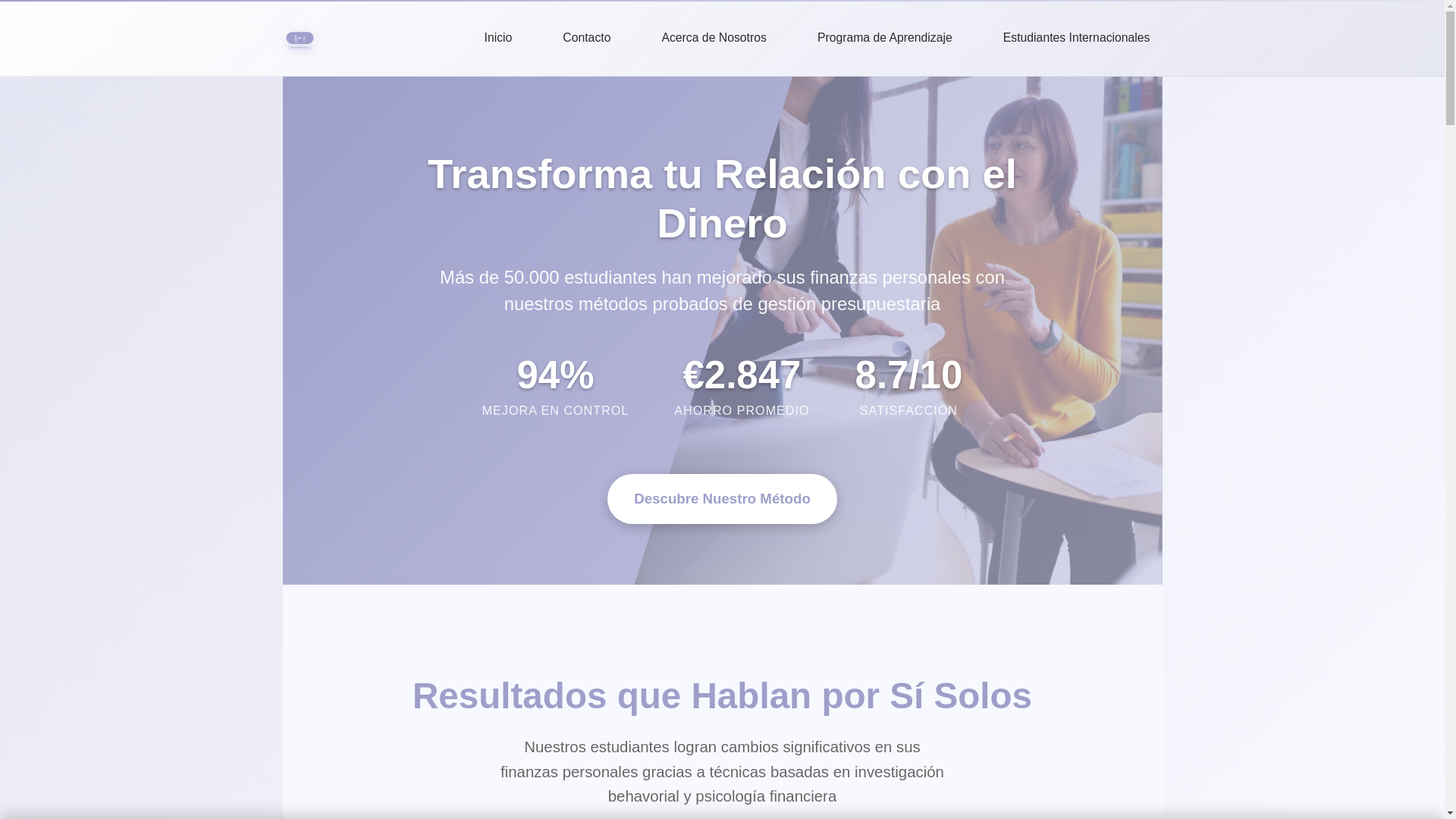 website screenshot of https://lunverathelios.com/