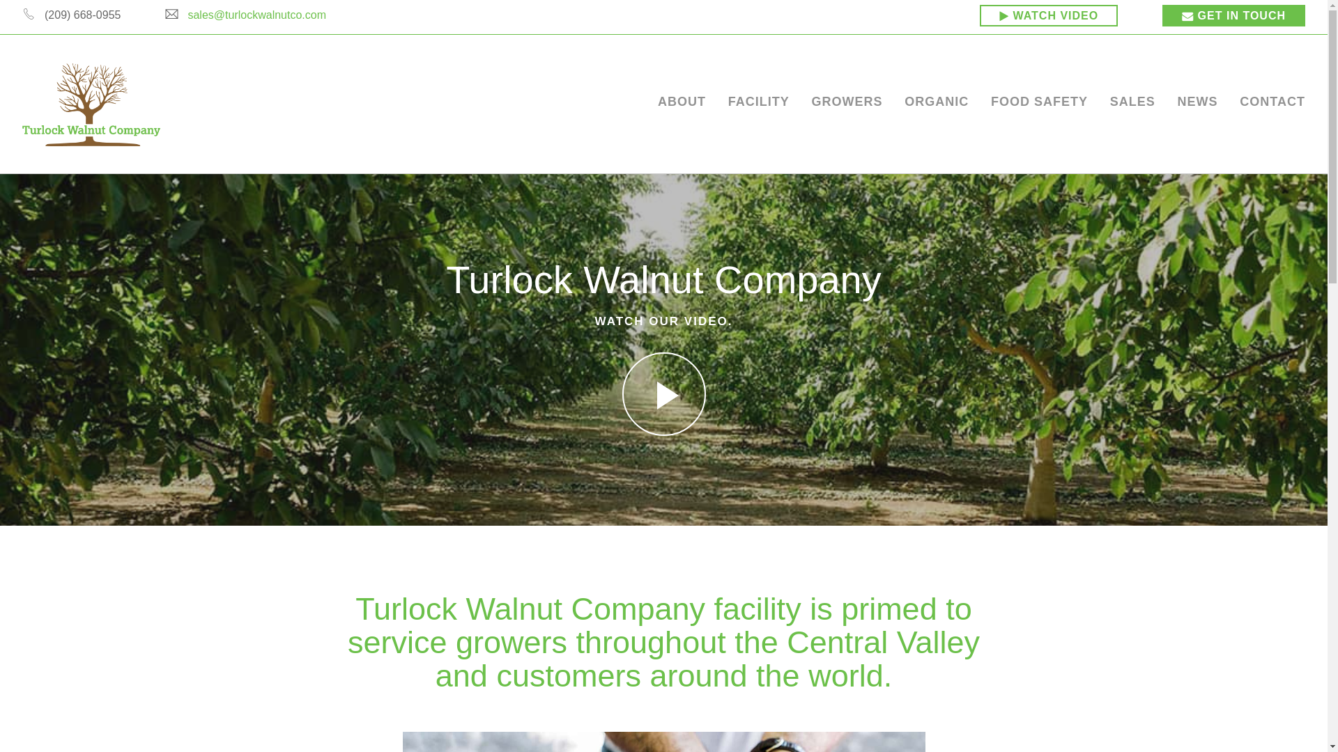 website screenshot of https://turlockwalnutgrowers.com/
