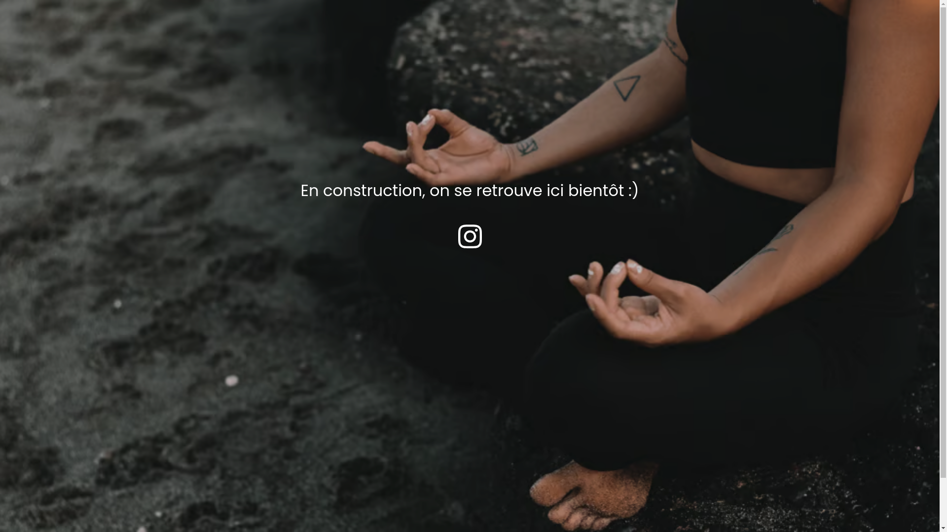 website screenshot of https://aimallaya.fr/