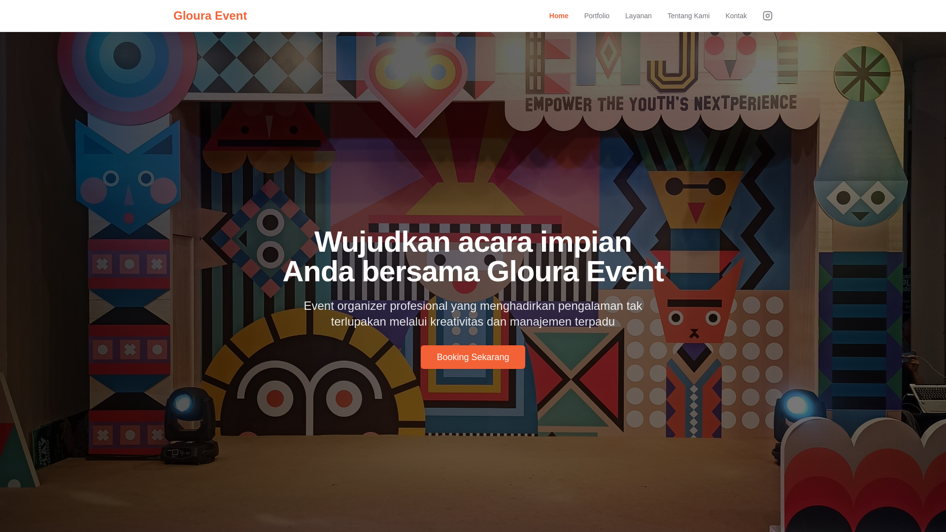website screenshot of https://glouraevent.com/