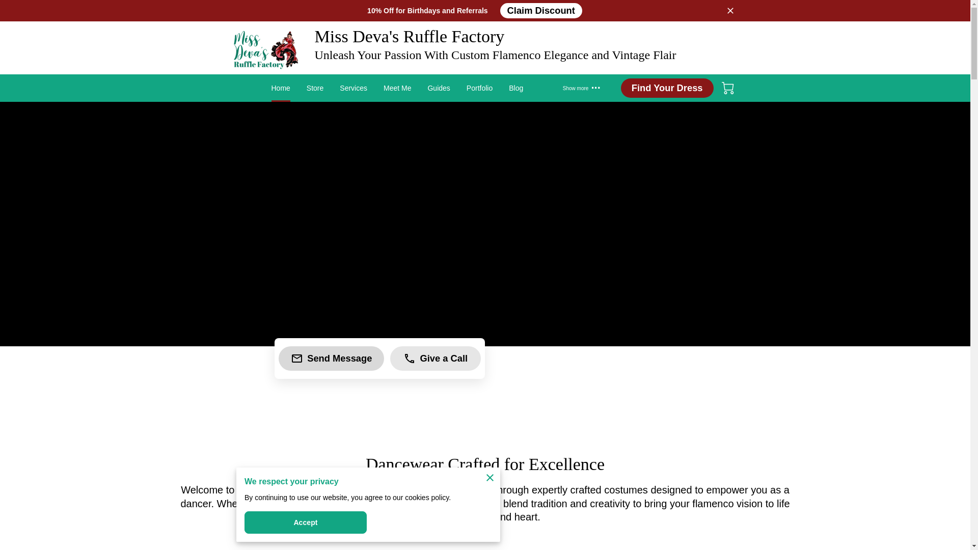 website screenshot of https://missdevasrufflefactory.us/