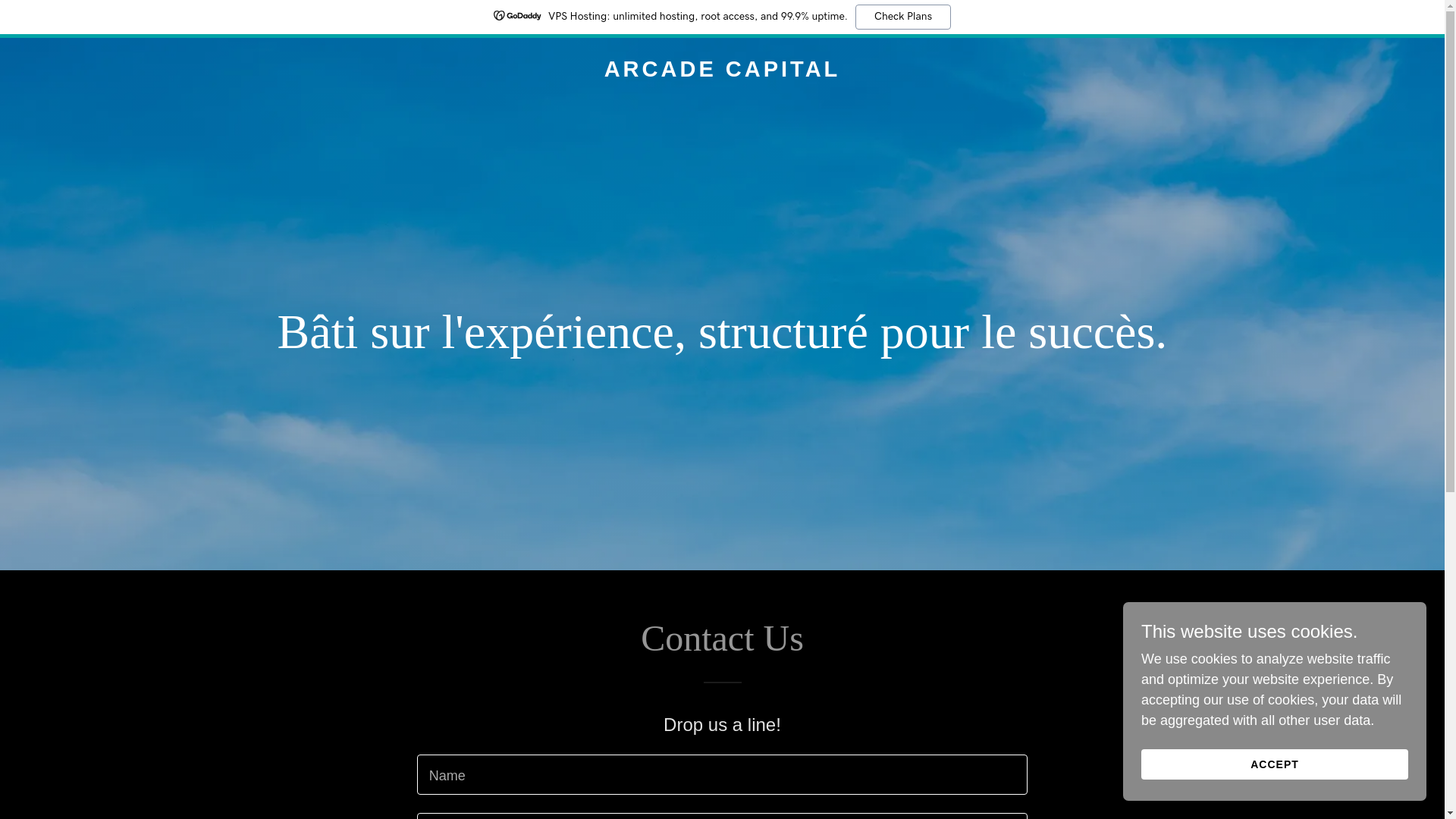website screenshot of https://arcadecapital.ca/
