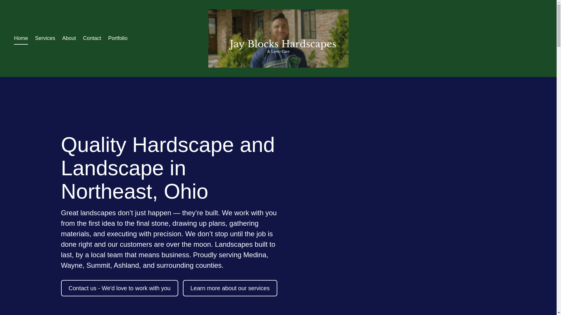 website screenshot of https://hardscapeslawncare.com/