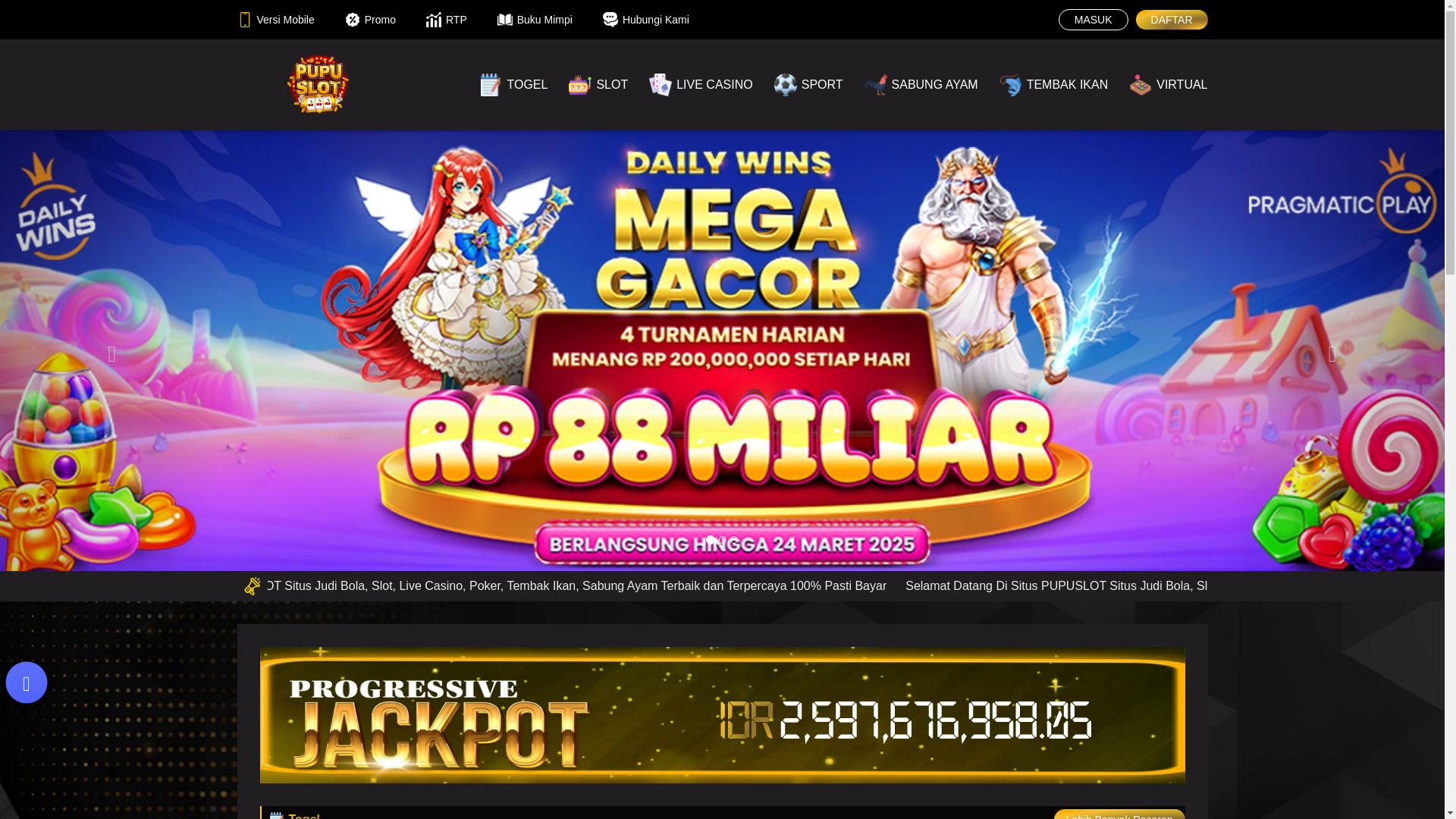 website screenshot of https://pupuslothebat.com/