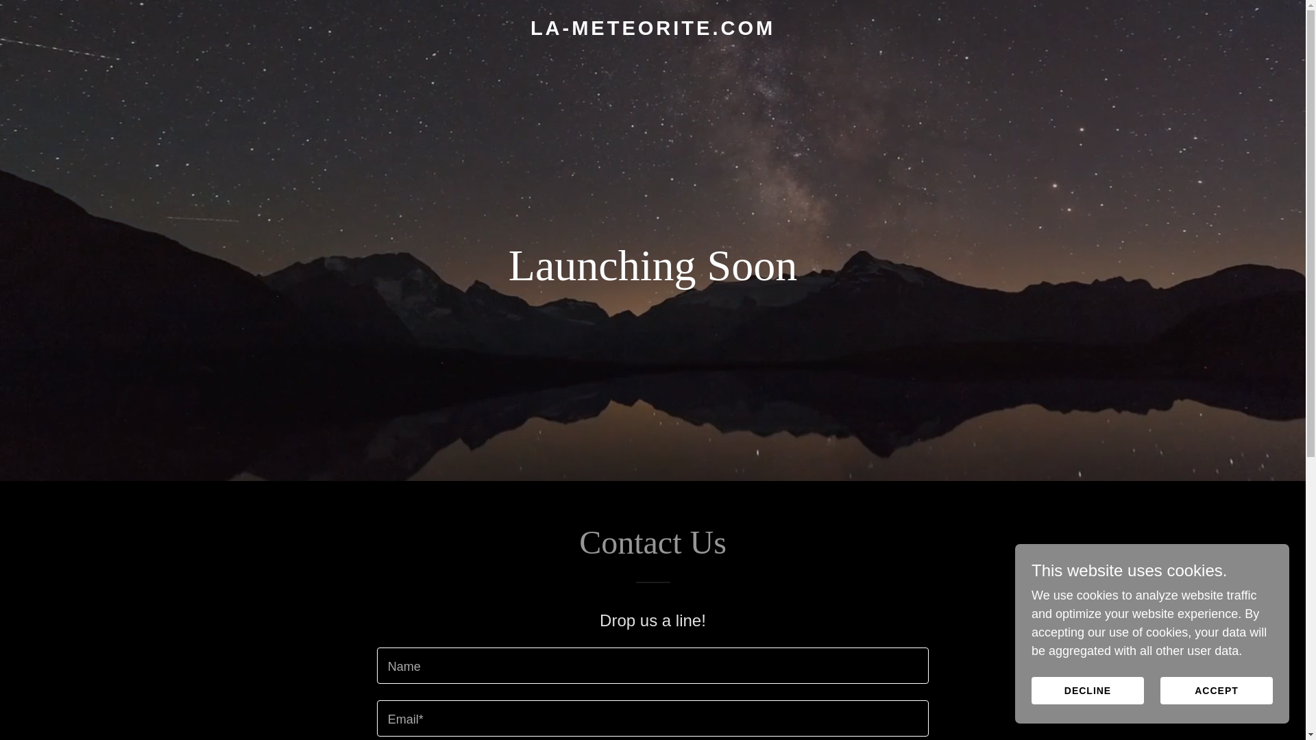 website screenshot of https://la-meteorite.com/