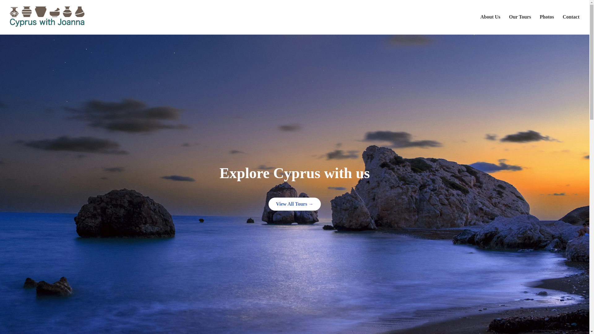 website screenshot of https://cypruswithjoanna.com/