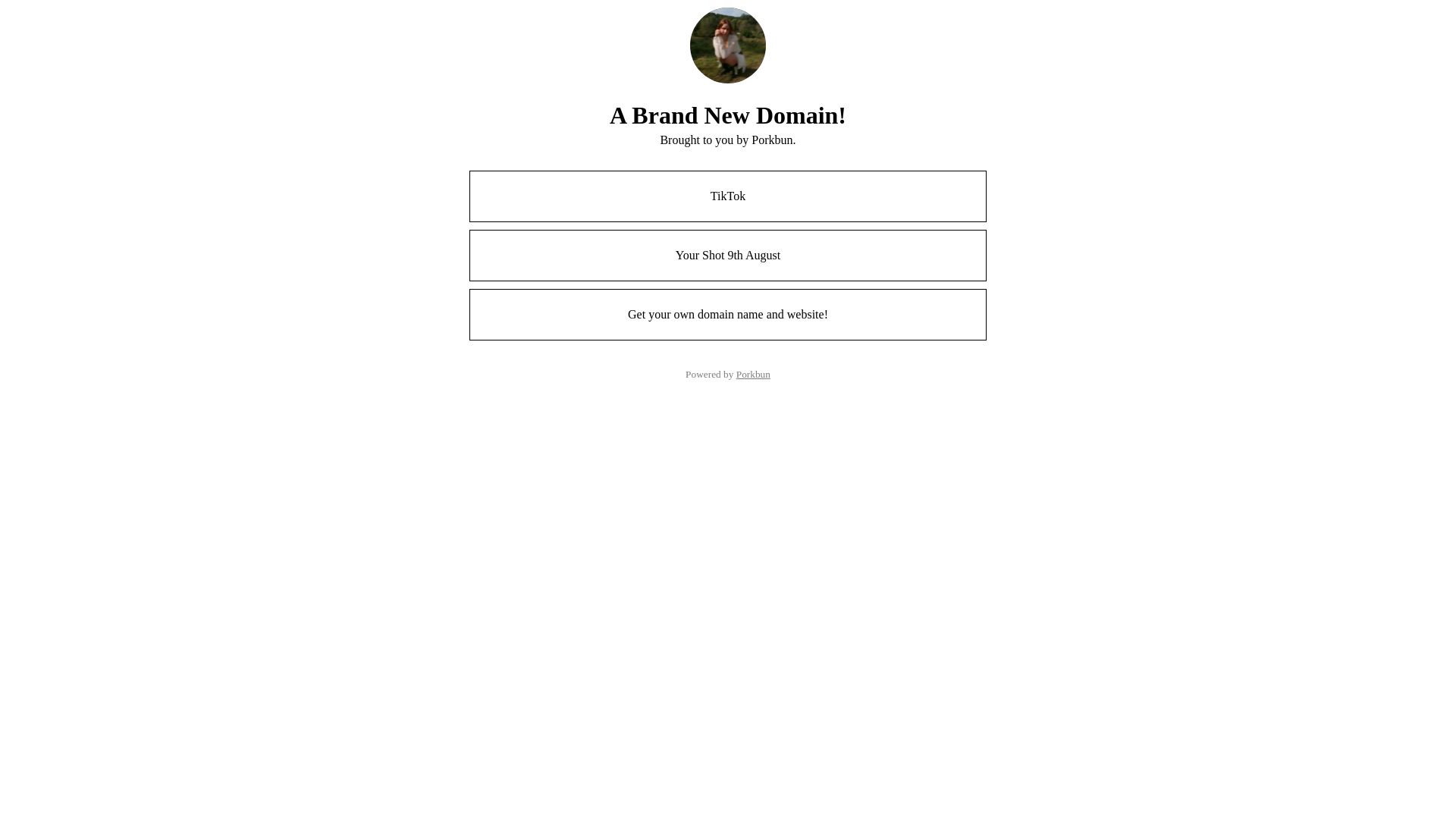 website screenshot of https://sienadarling.com/