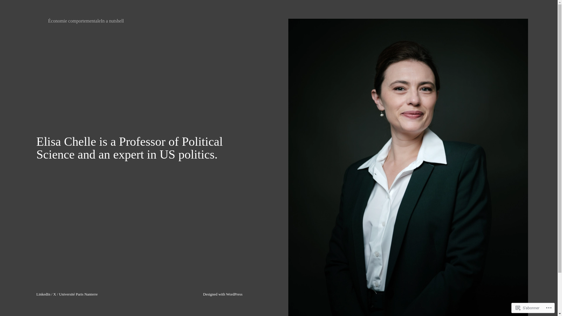 website screenshot of https://elisachelle.com/