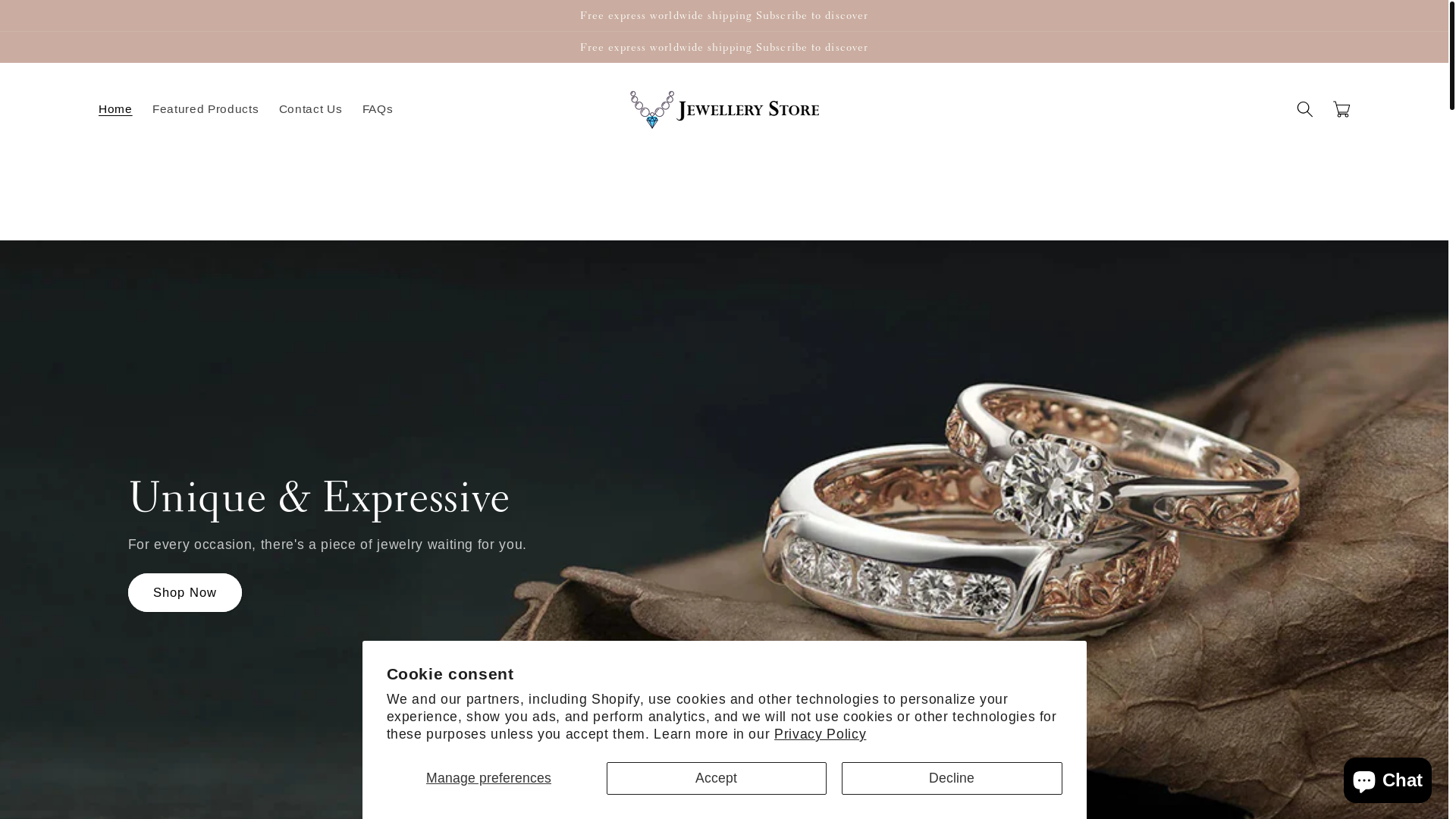 website screenshot of https://simplylovelyco.store/