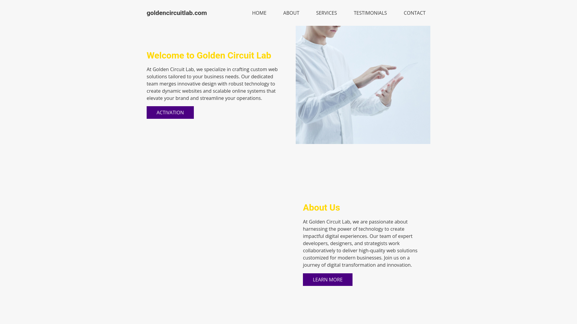 website screenshot of https://goldencircuitlab.com/