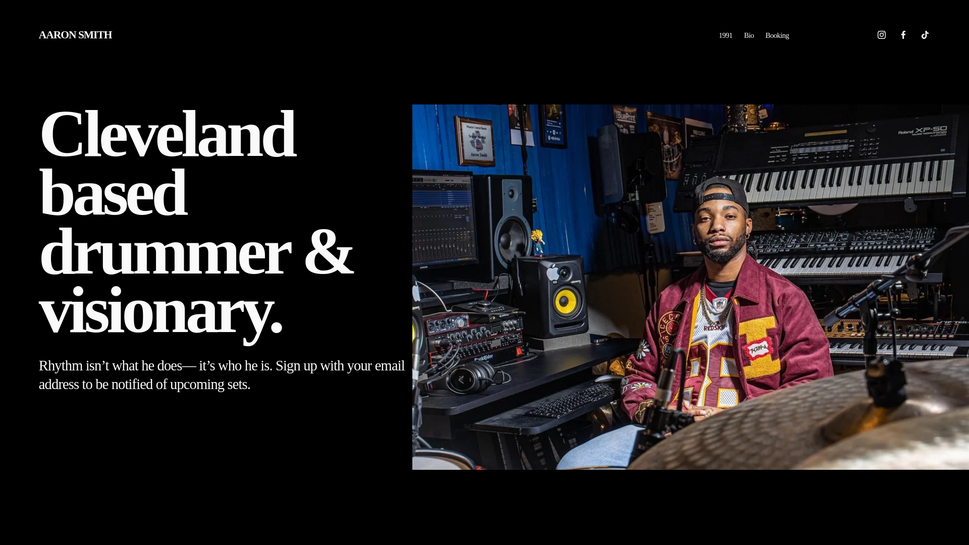 website screenshot of https://aaronsmithexperience.com/