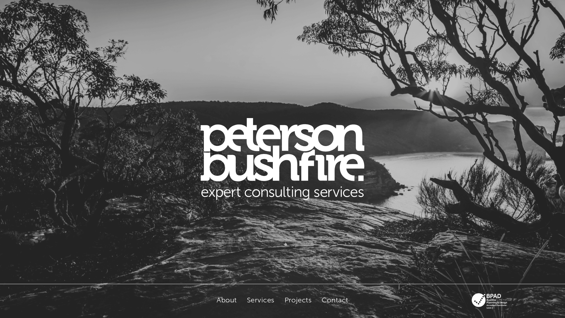 website screenshot of https://petersonbushfire.online/