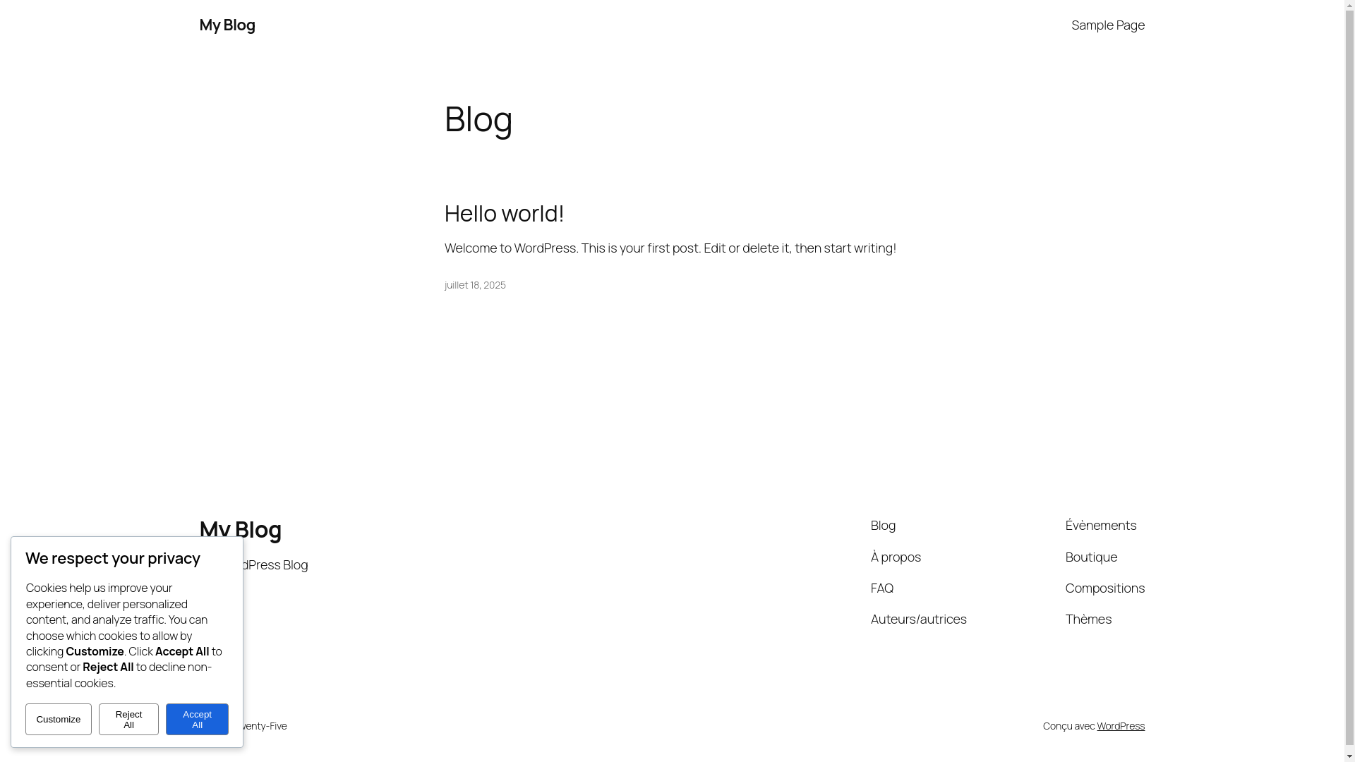 website screenshot of https://daphnecyr.com/