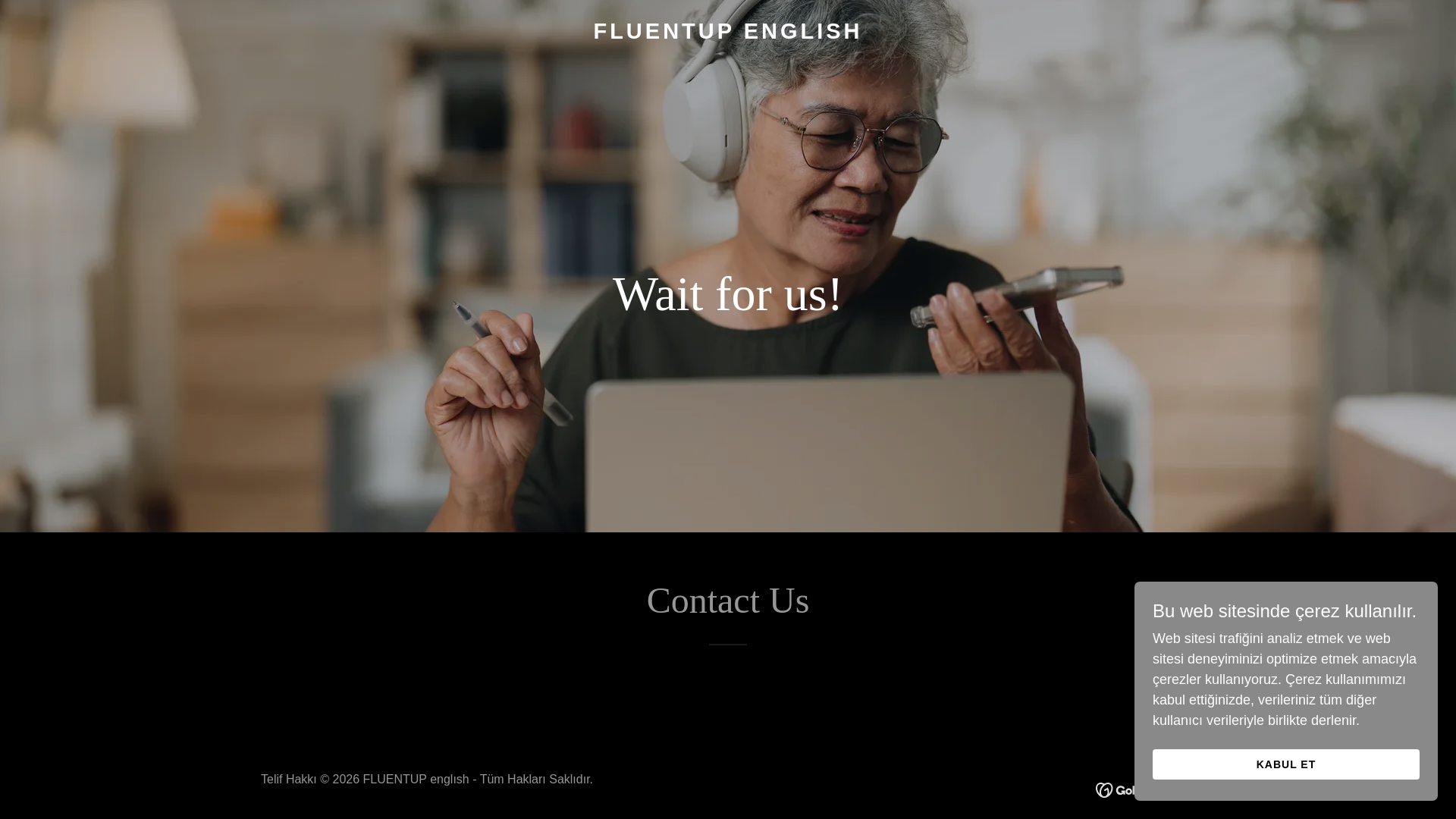 website screenshot of https://fluentupenglish.com/