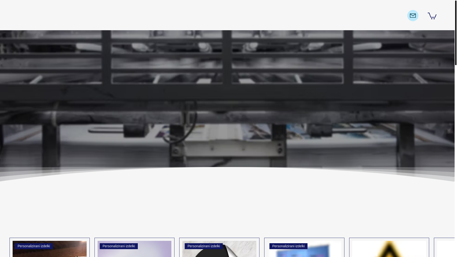 website screenshot of https://print-scena.si/