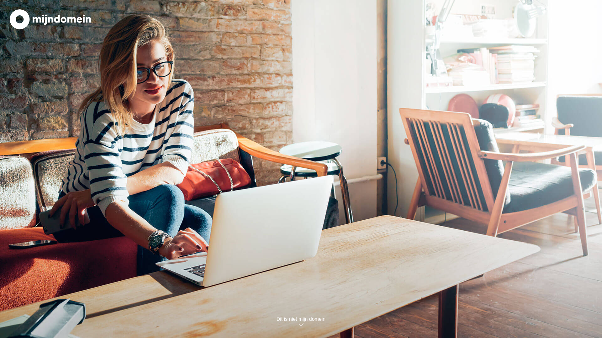 website screenshot of https://vorstelijkbouwbedrijf.nl/