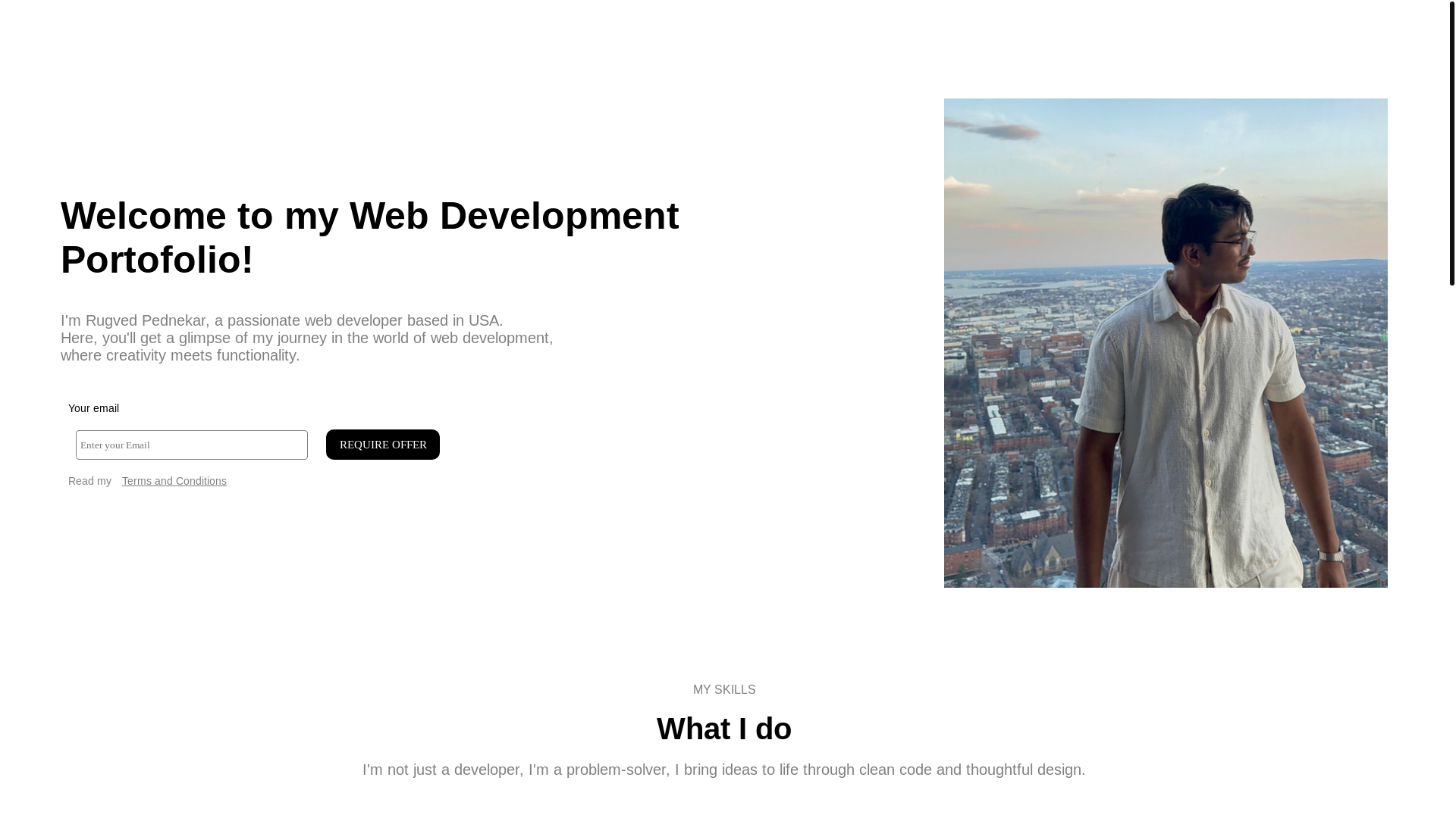 website screenshot of https://rugvedpednekar.me/