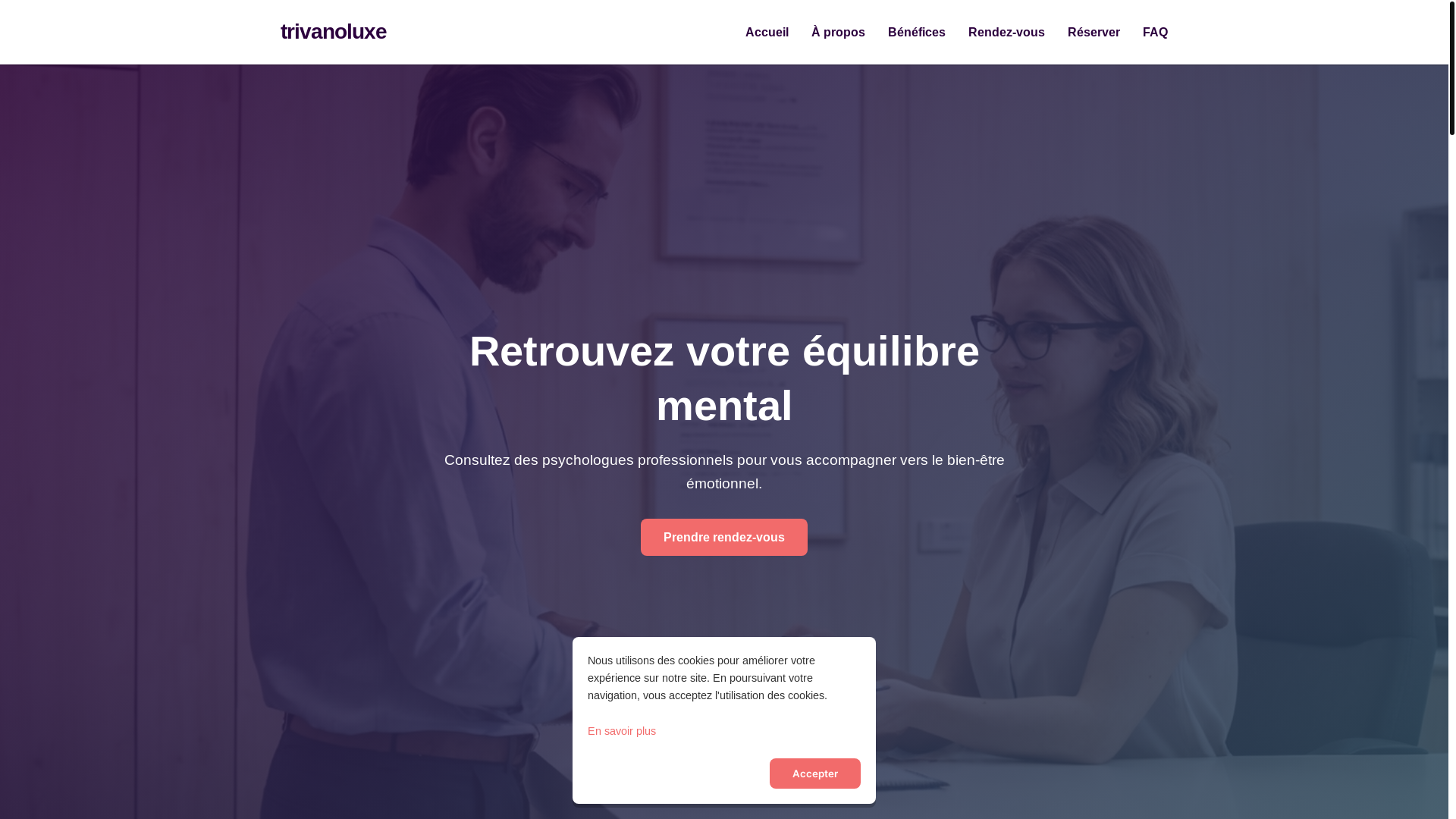website screenshot of https://trivanoluxe.com/
