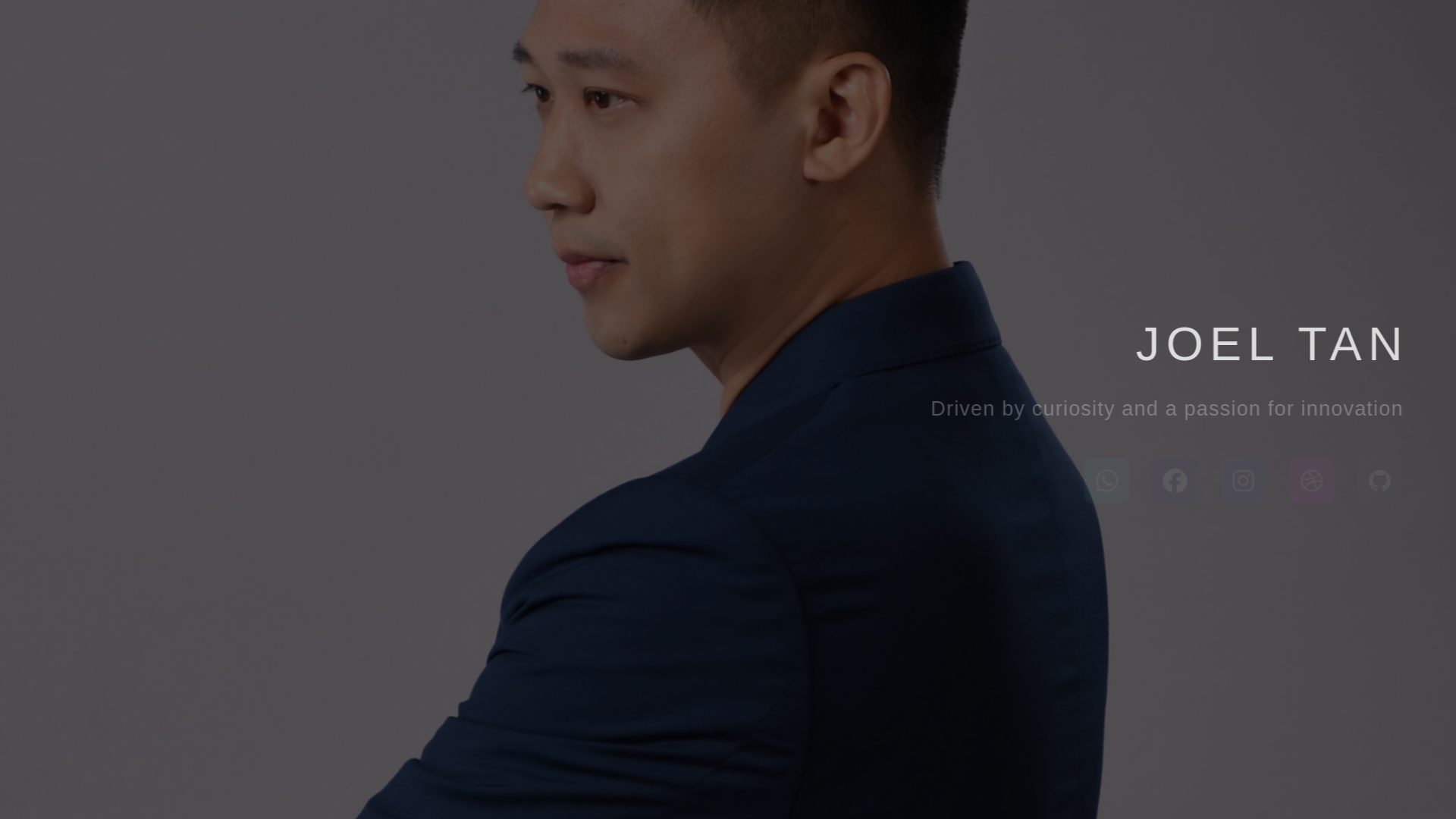 website screenshot of https://avanajoel.com/