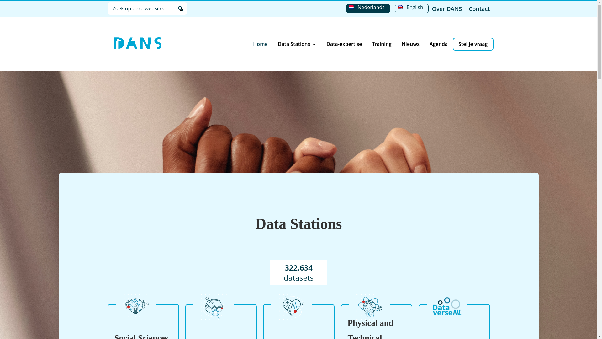 website screenshot of https://dans.knaw.nl/