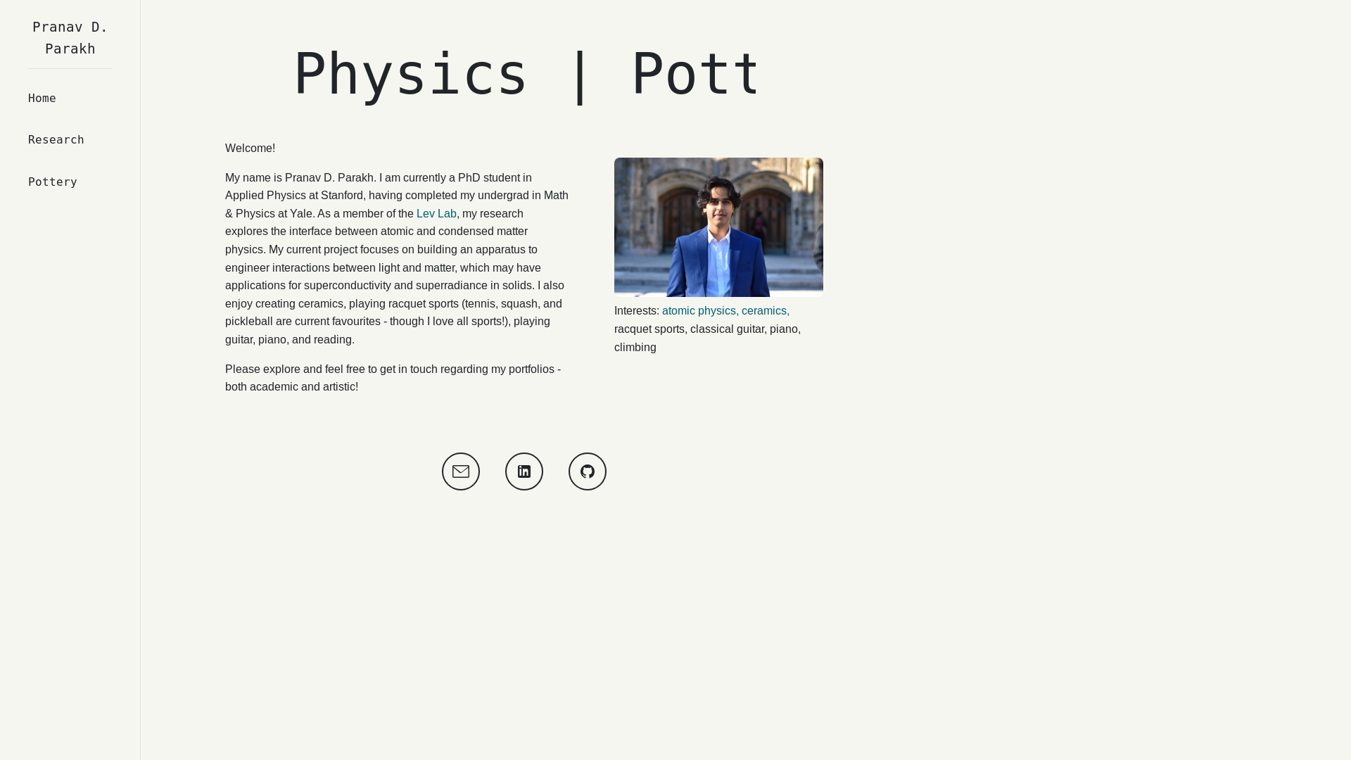 website screenshot of https://pranavdparakh.com/