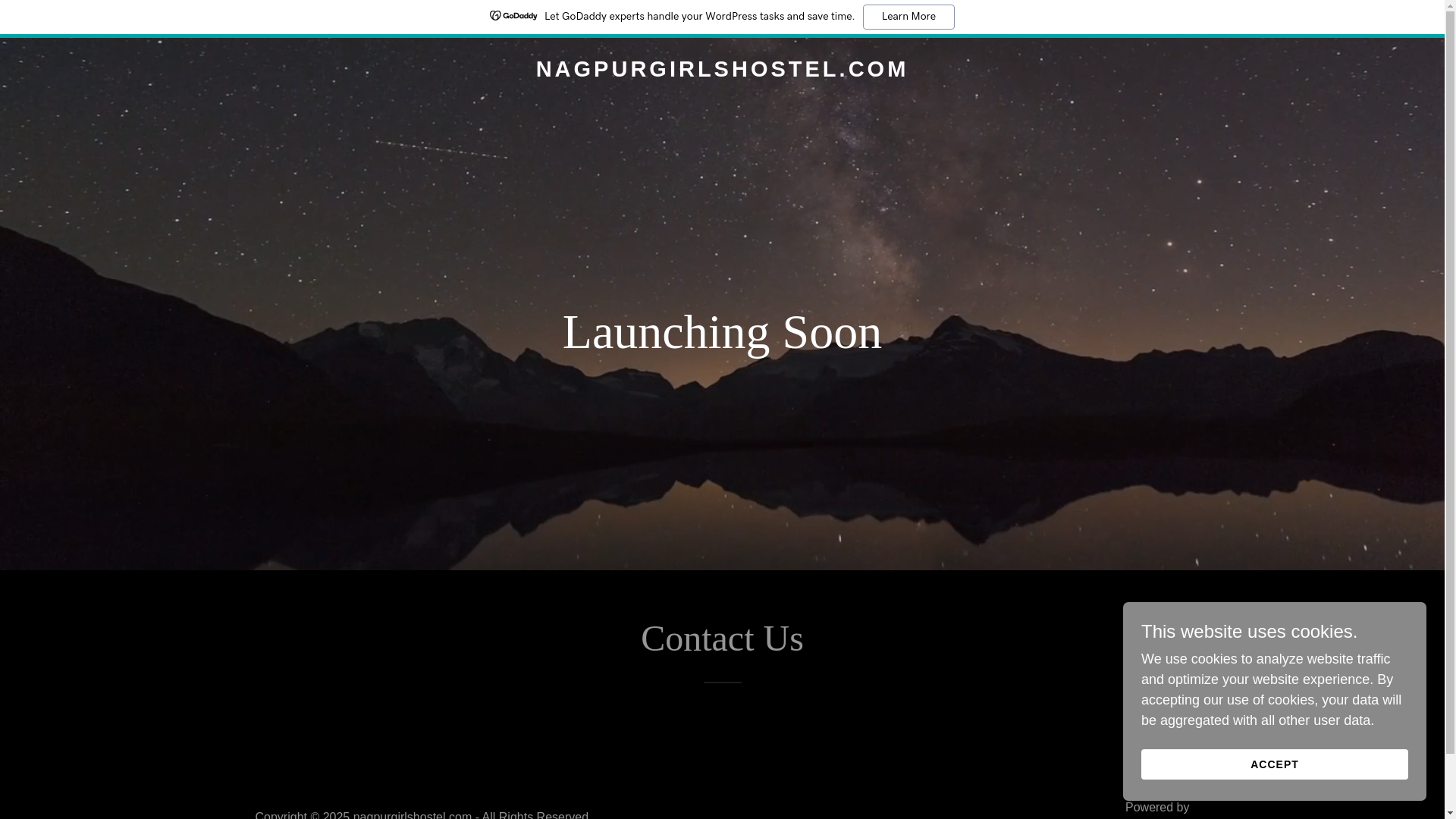 website screenshot of https://nagpurgirlshostel.com/