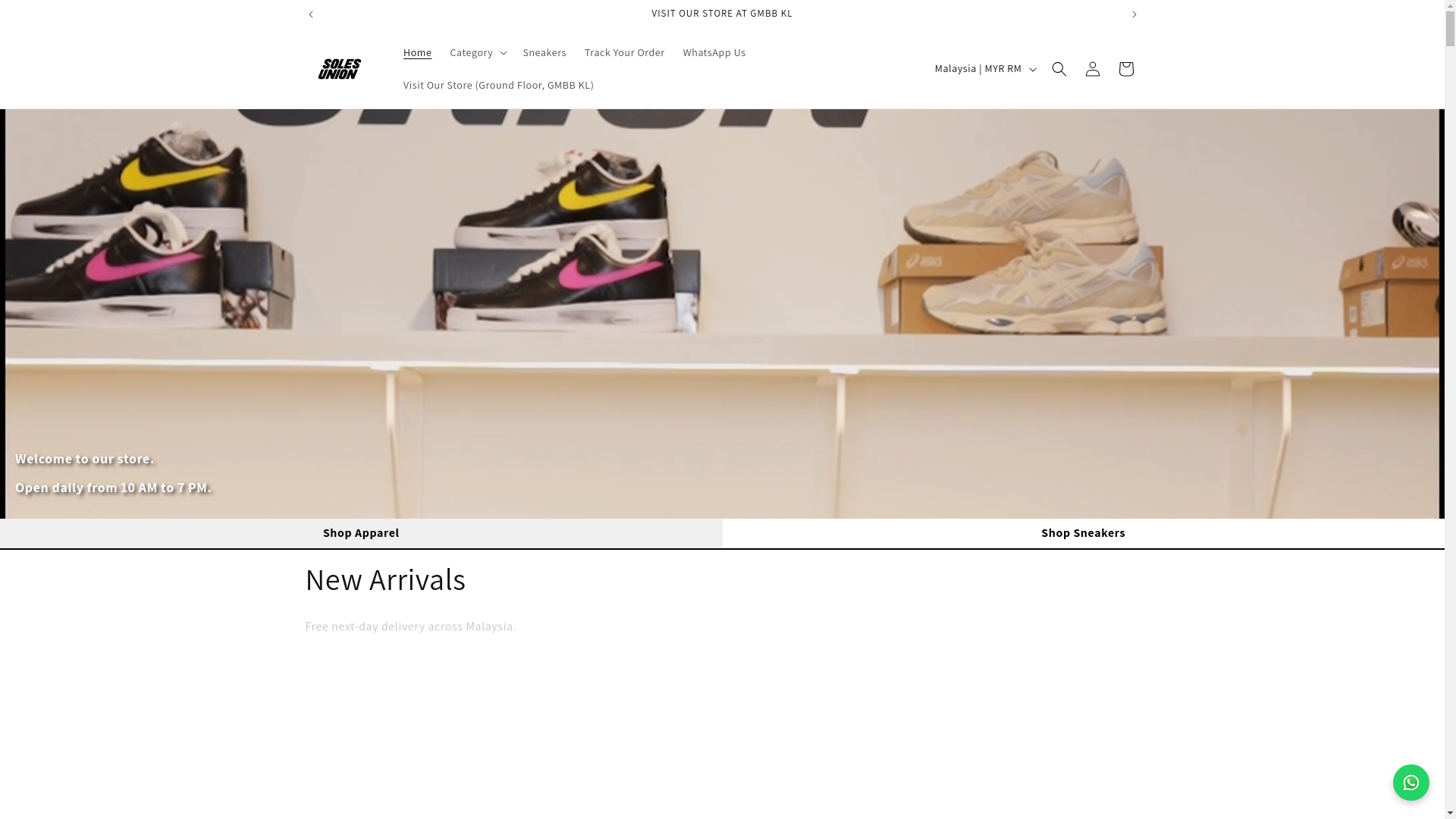 website screenshot of https://roomeight.com.my/