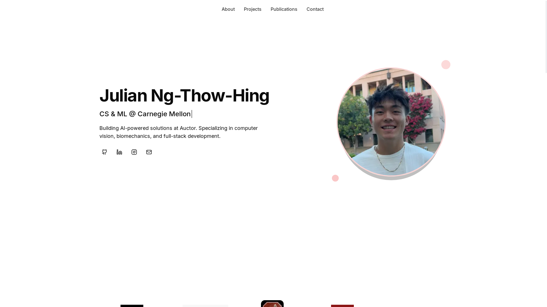 website screenshot of https://juliannth.com/