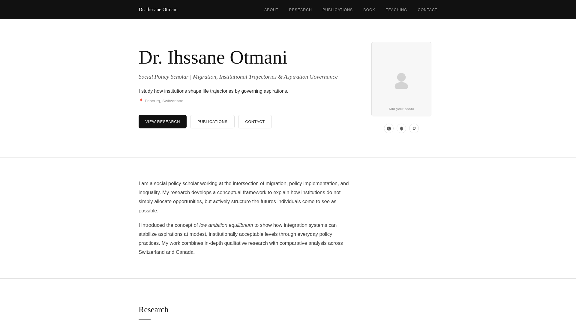 website screenshot of https://ihssaneotmani.com/