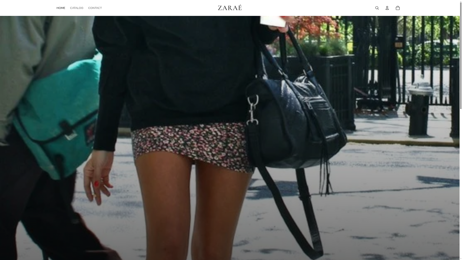 website screenshot of https://zareaclothing.shop/