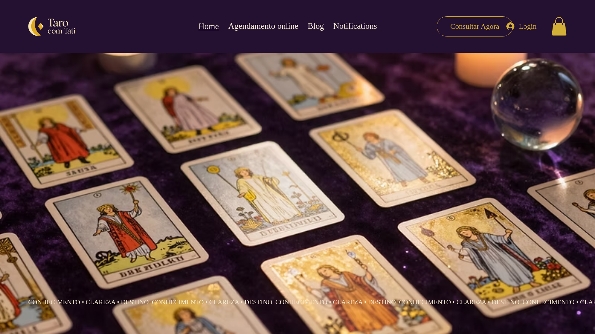 website screenshot of https://tarocomtati.com