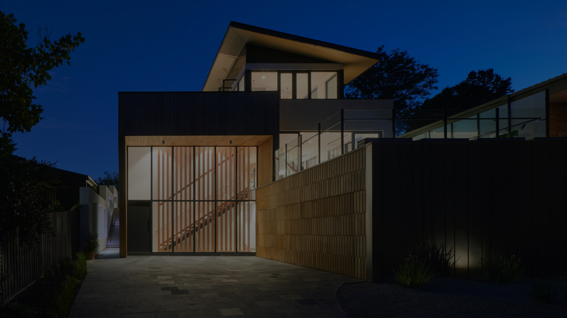 website screenshot of https://mervintruong.ca/