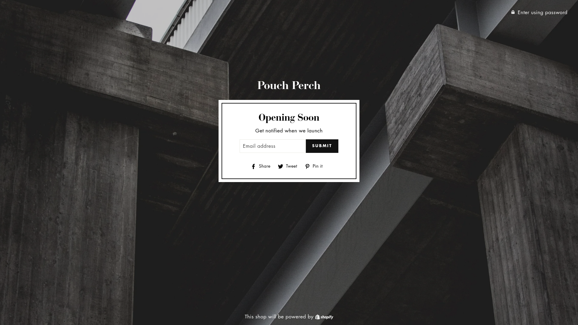 website screenshot of https://pouchperch.shop/