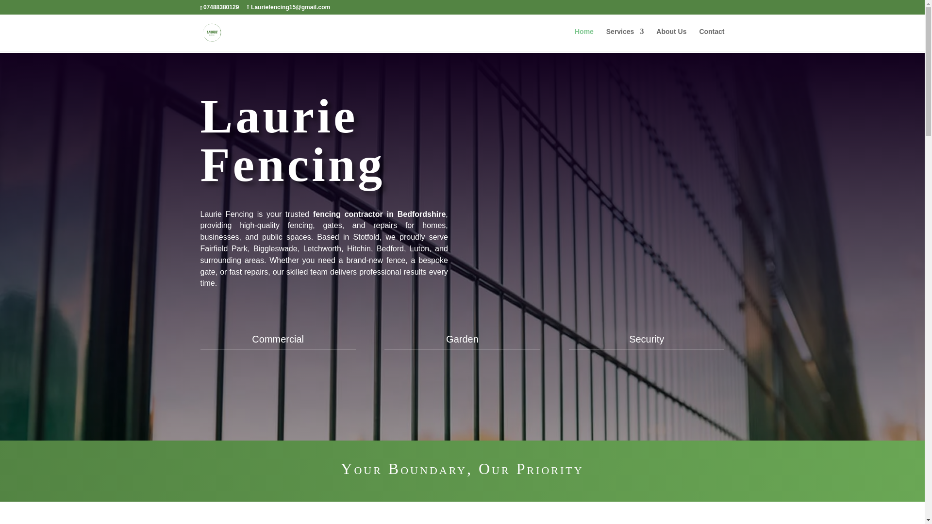 website screenshot of https://fencingcontractorbedfordshire.co.uk/