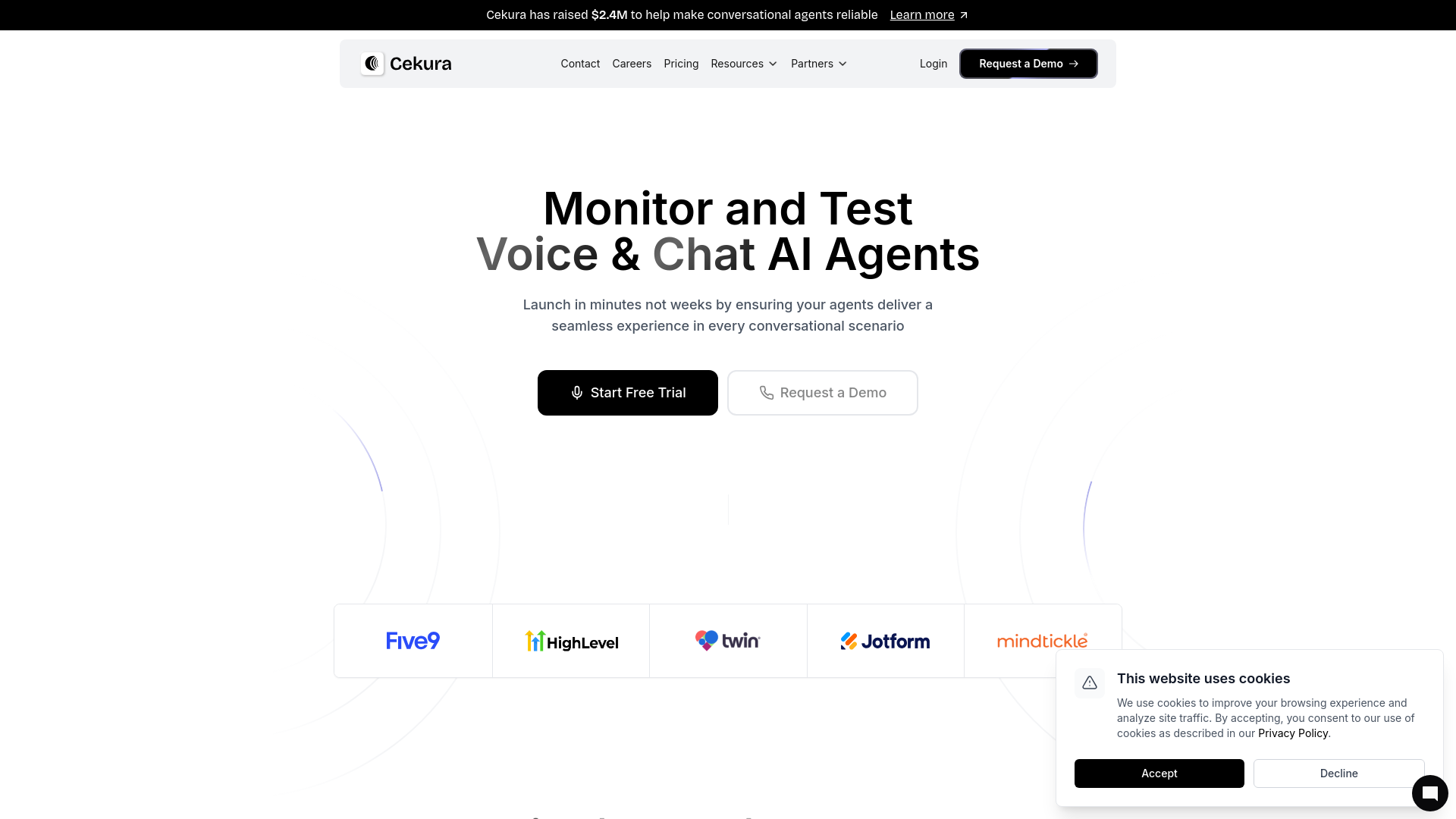 website screenshot of https://reachcekura.com/