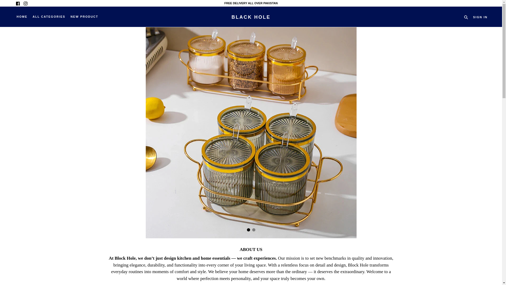 website screenshot of https://blackholepk.store/