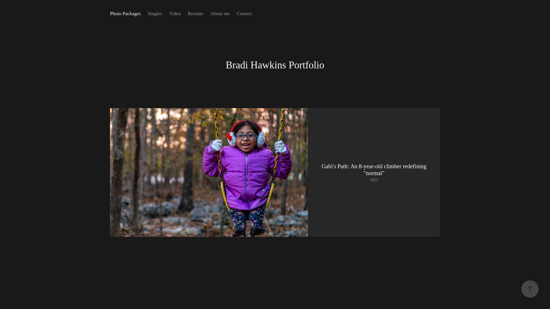 website screenshot of https://photosbybradi.com