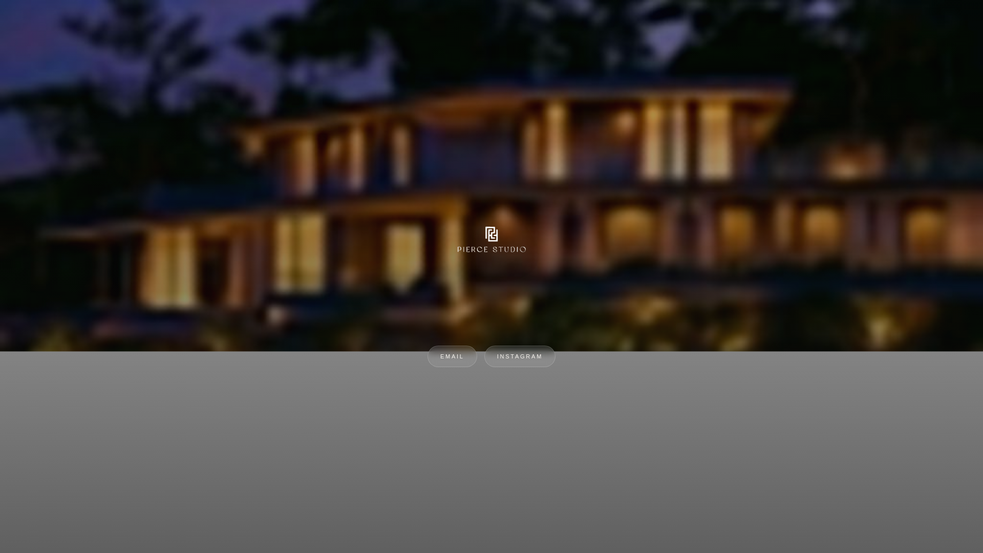 website screenshot of https://piercestudio21.com