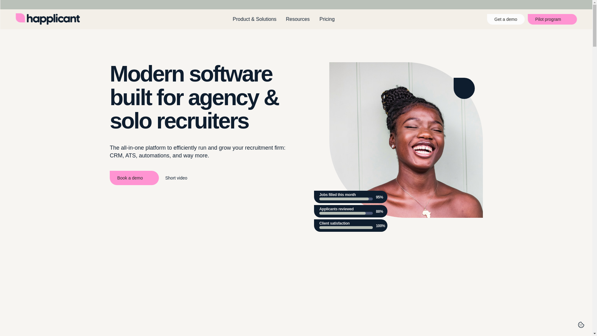 website screenshot of https://happlicantapp.com/